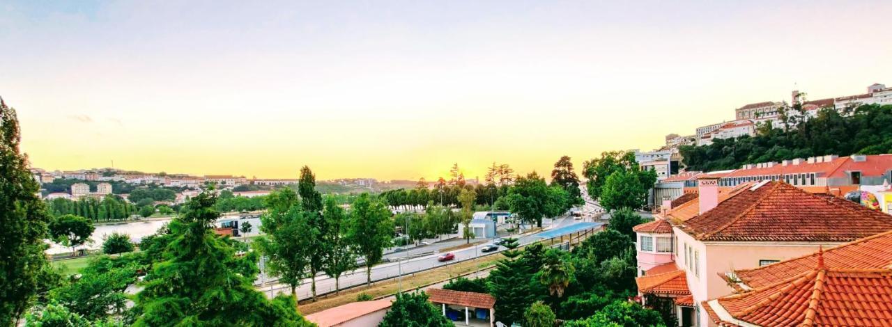 Stylish And Elegant Studio - Best View And Location In Coimbra Downton Eksteriør billede